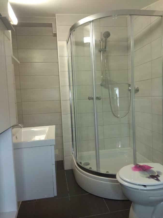 Appartement Lorber House Stinjan à Pula Extérieur photo